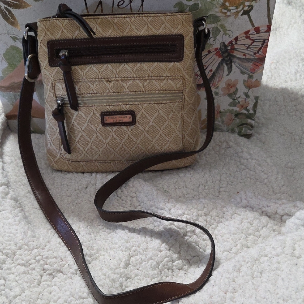 ETIENNE AIGNER CROSSBODY PURSE